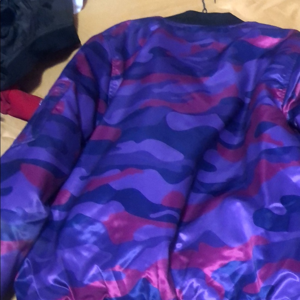 Jacket - Picture 3 of 4